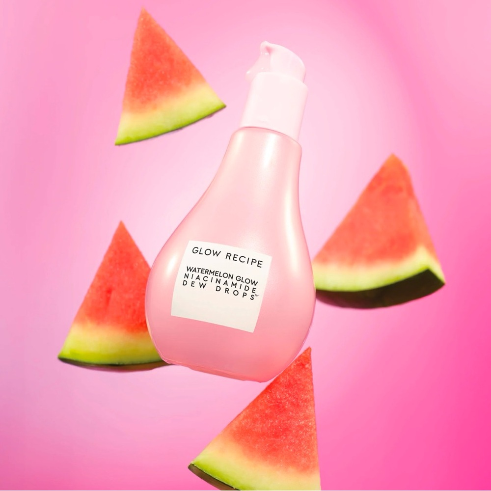 NWOB Glow Recipe
Watermelon Glow Niacinamide Dew Drops Serum